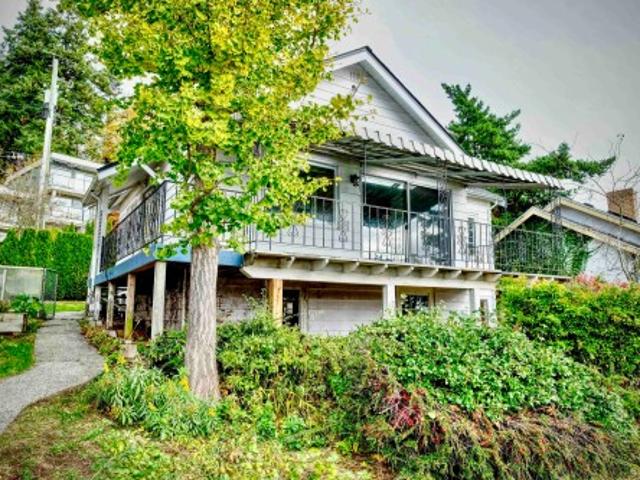 House for rent in White Rock, British Columbia