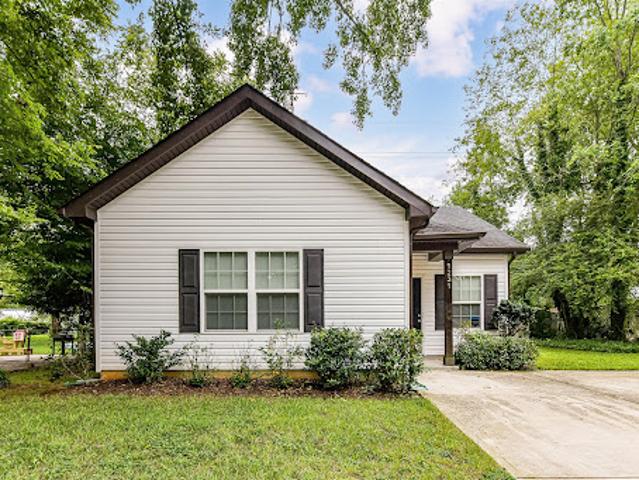 House for sale in Mecklenburg, North Carolina