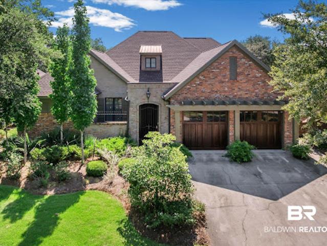 House for sale in Gulf Shores, Alabama
