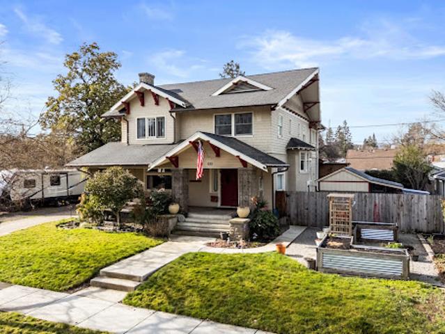 House for sale in Oregonia