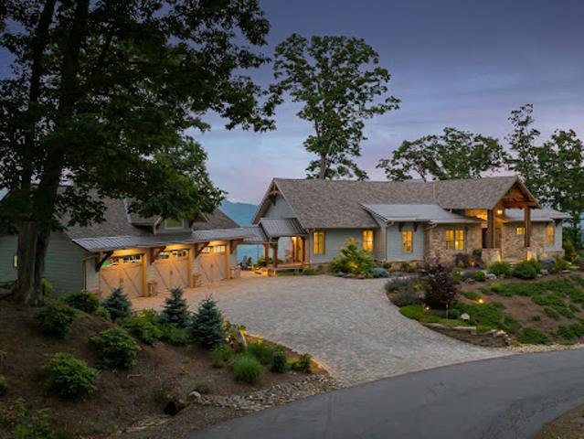 House for sale in Waynesville