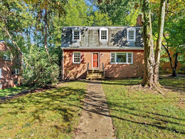 House for sale in Falls Church, Virginia