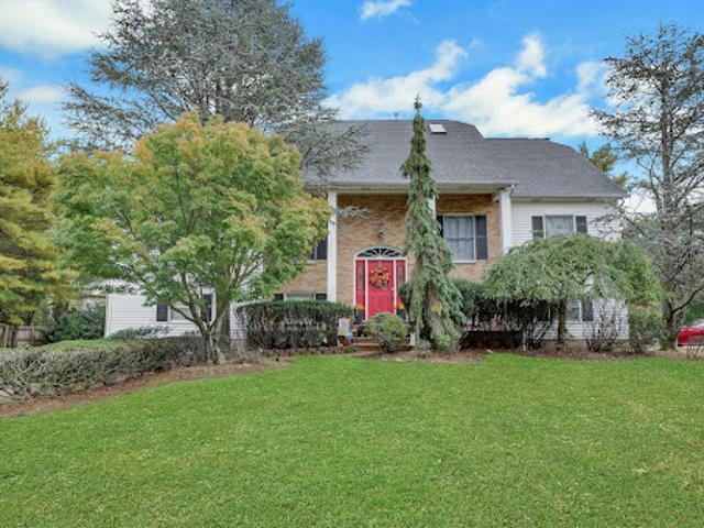 House for sale in Wayne, Passaic County