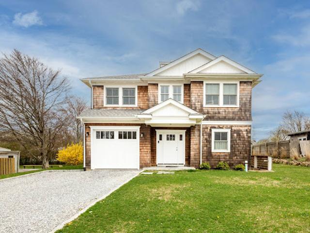 House for rent in Wainscott, New York