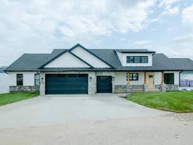 House for sale in Camdenton