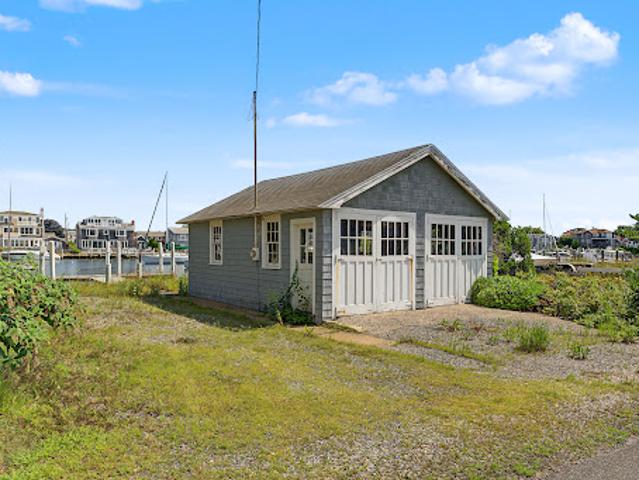 House for sale in Groton, Connecticut