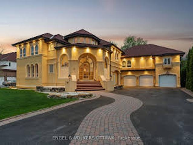 House for sale in Stittsville