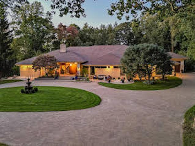 House for sale in Clinton Township