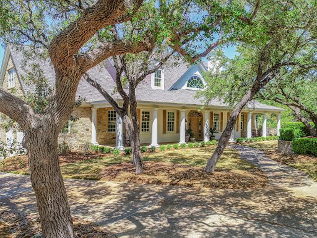 House for sale in Canyon Lake, Comal County