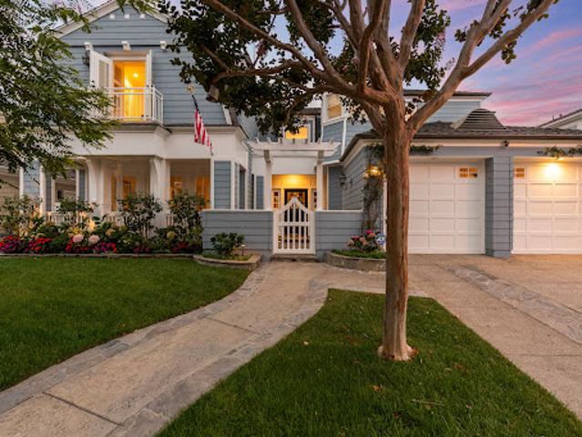 House for sale in Corona Del Mar, California