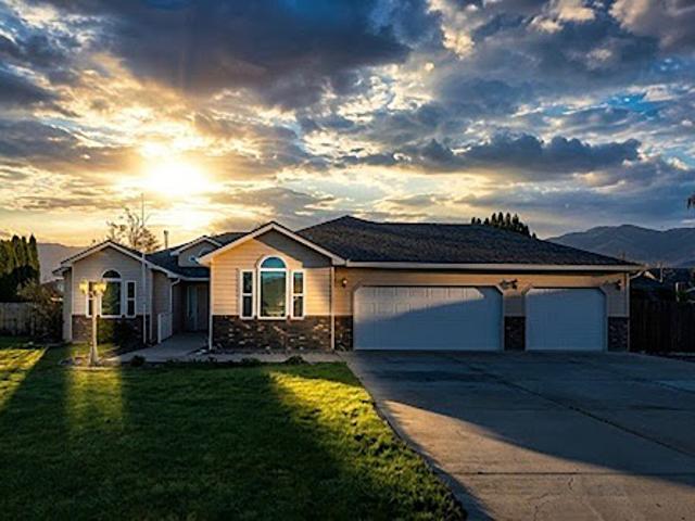 House for sale in West Richland, Washington
