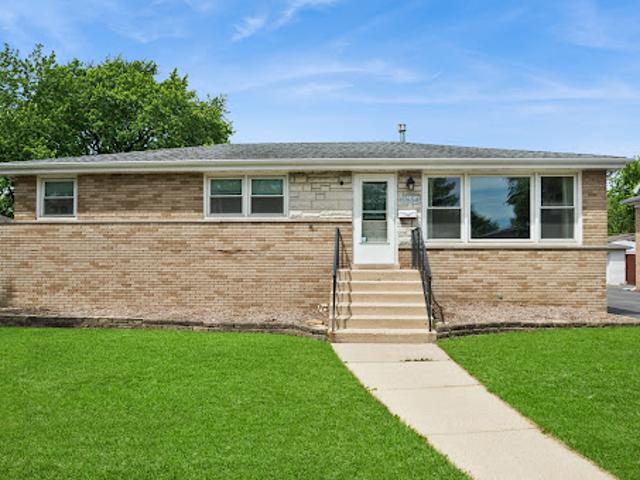 House for sale in Tinley Park, Illinois