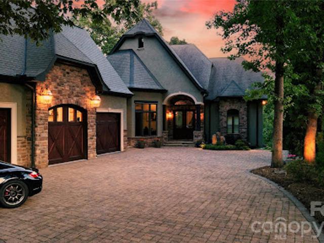 House for sale in Belmont, North Carolina