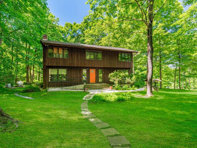 House for sale in New York