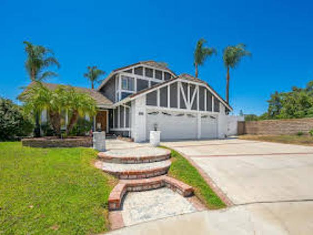 House for sale in West Hills