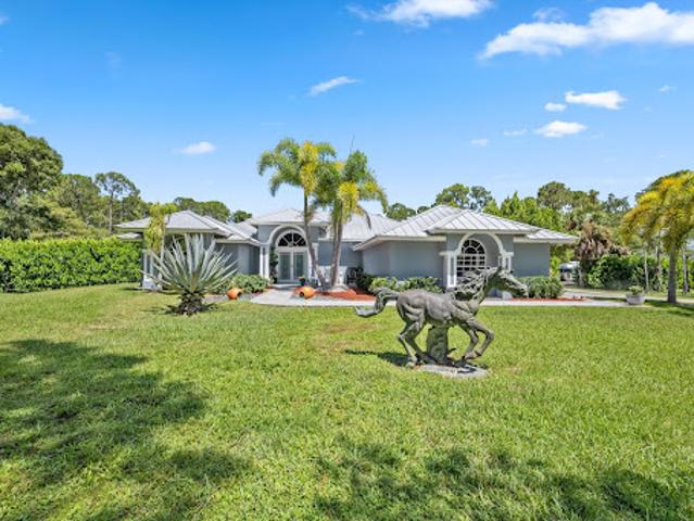 House for sale in Loxahatchee, Florida