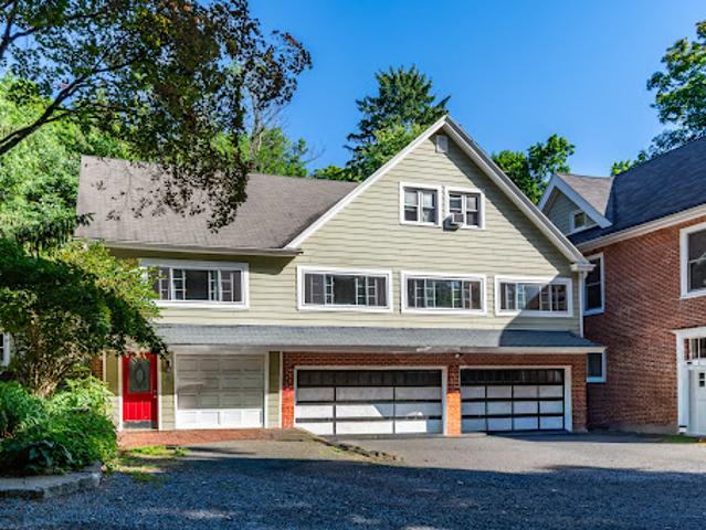 House for sale in Hopewell, New Jersey