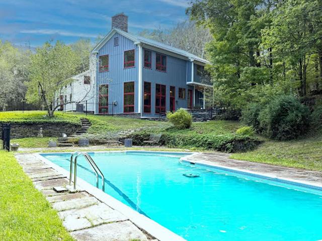 House for sale in Bloomington, New York