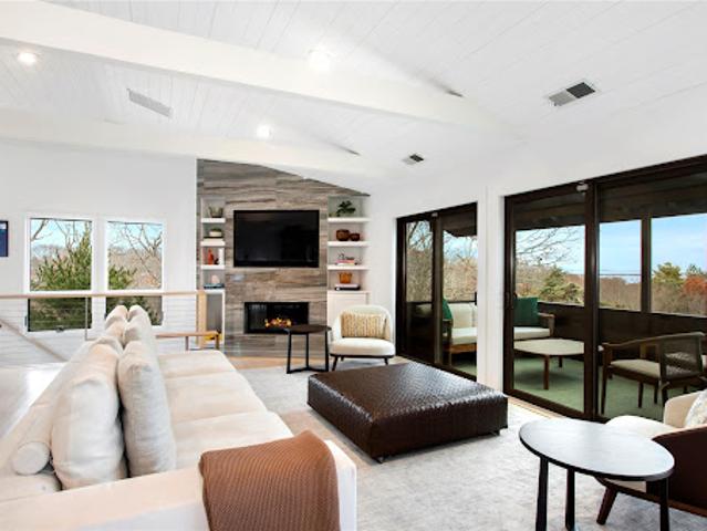 House for sale in Wainscott, New York