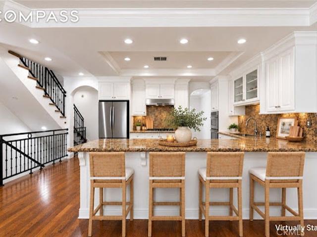 House for sale in Manhattan Beach, California
