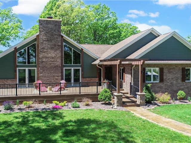 House for sale in Ashmore, Illinois