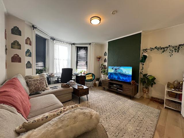 House for sale in Hudson, New Jersey