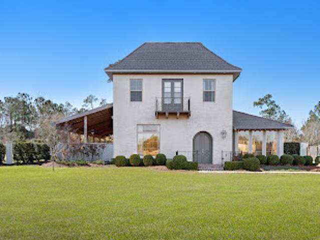 House for sale in Madisonville, Louisiana