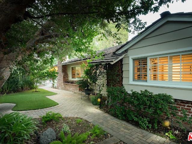 House for sale in Sherman Oaks Neighborhood Council District, Canoga Park