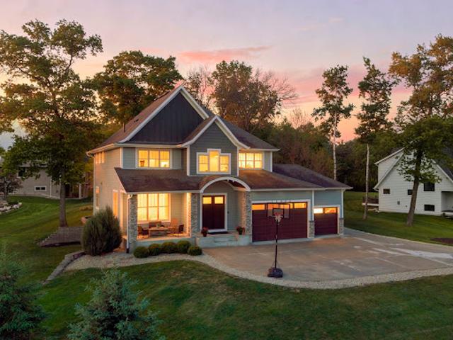 House for sale in Lakeville, Minnesota
