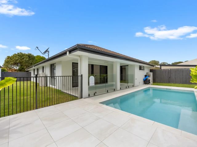 House for rent in Chancellor Park Stage 17, Sunshine Coast Regional