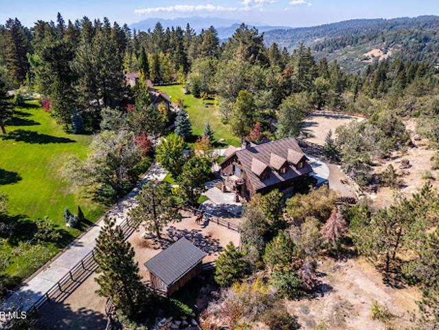 House for sale in Running Springs