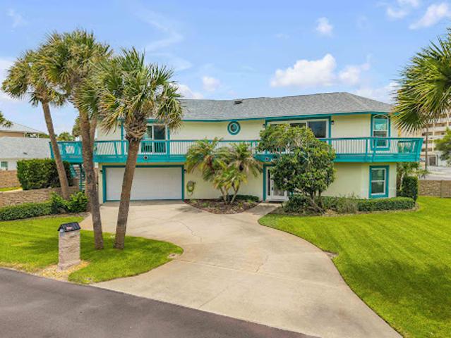 House for sale in New Smyrna Beach, Florida