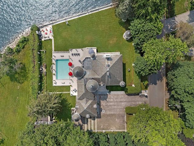 House for sale in Dorval, Quebec