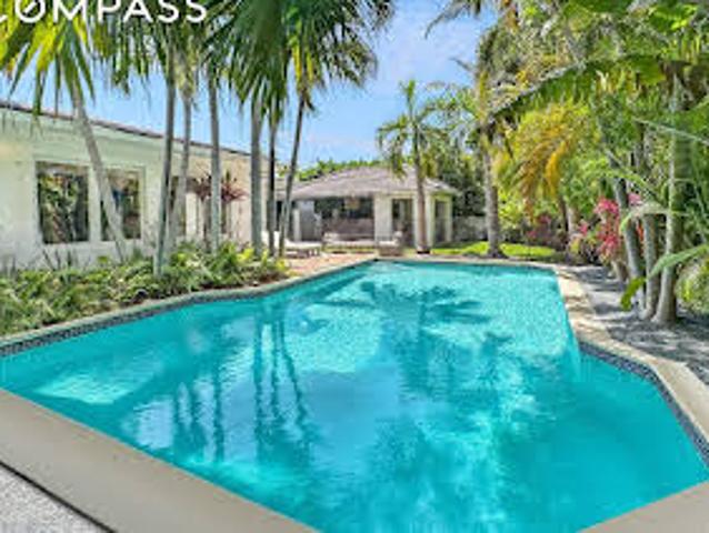House for sale in Surfside