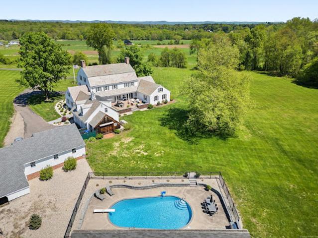 House for sale in Suffield