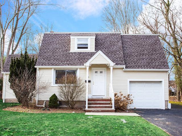 House for sale in Cresskill, New Jersey