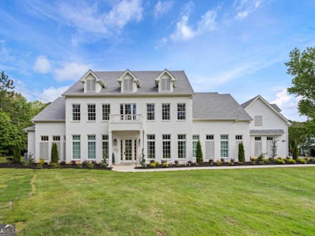 House for sale in Alpharetta