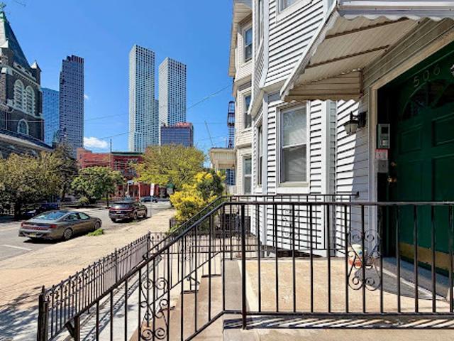 House for sale in Hudson, New Jersey
