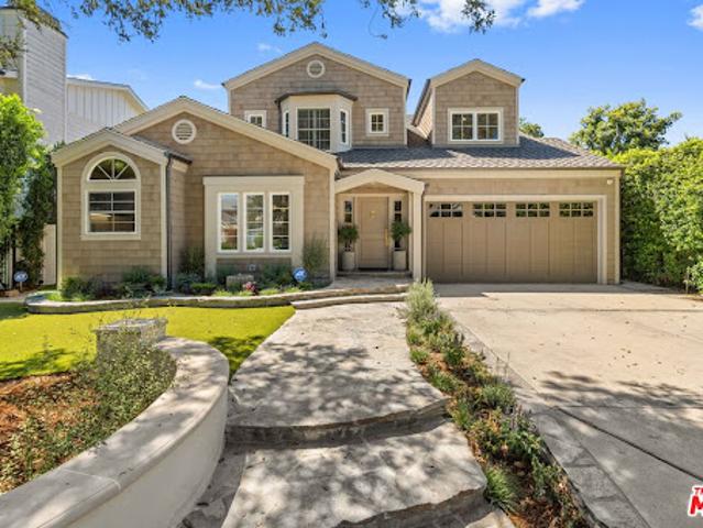 House for sale in Canoga Park, California