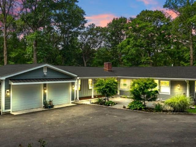 House for sale in Bernardsville, New Jersey