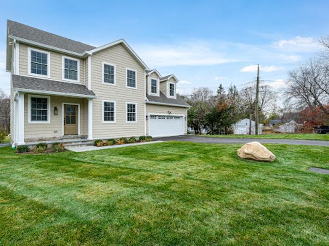 House for sale in Cos Cob, Connecticut