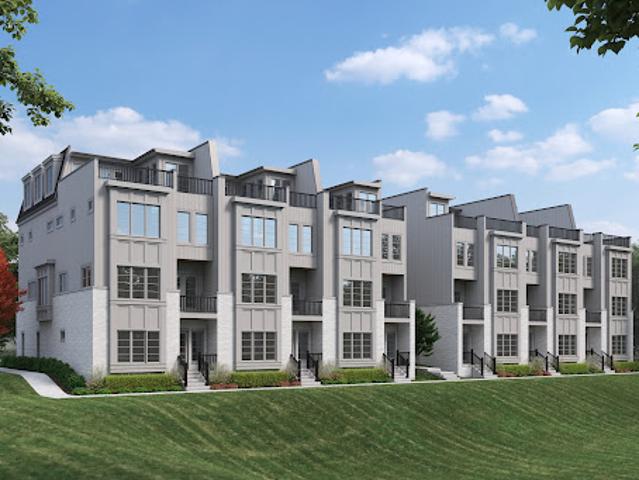 House for sale in Clarendon Hills, Illinois
