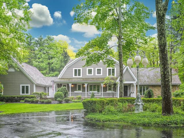 House for sale in Solon