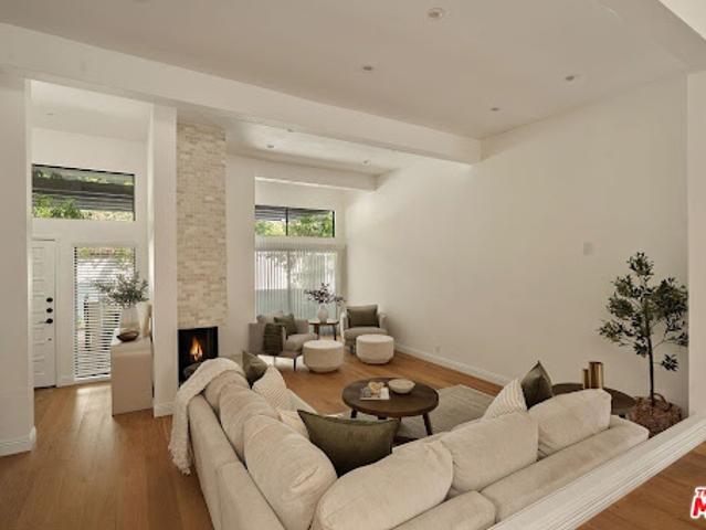 House for sale in Pacific Palisades, Los Angeles