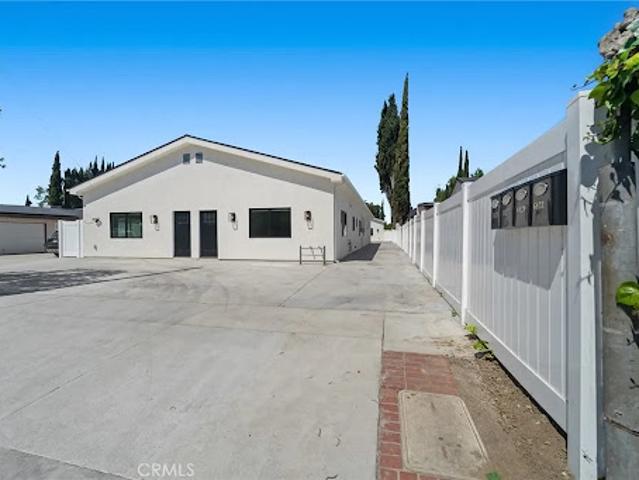 House for sale in Van Nuys, California