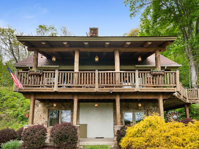 House for sale in Avery, North Carolina