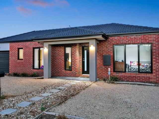 House for rent in Windermere, Melbourne