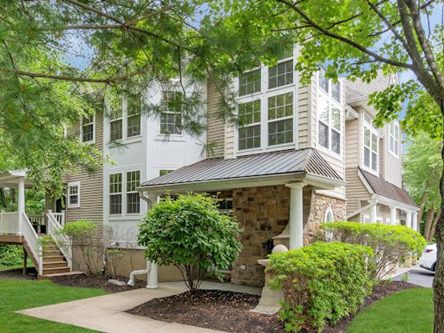 House for sale in Manahawkin, New Jersey