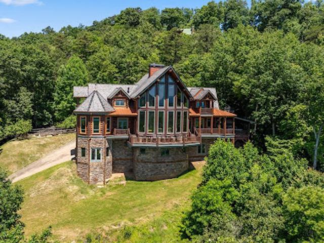 House for sale in Morganton House for sale in Morganton