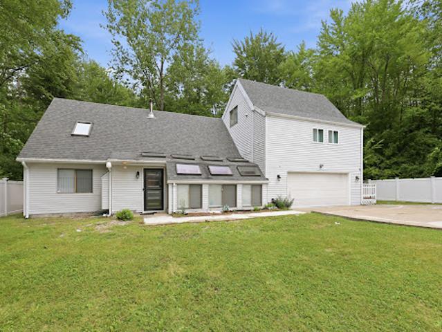 House for sale in Farmington, Connecticut